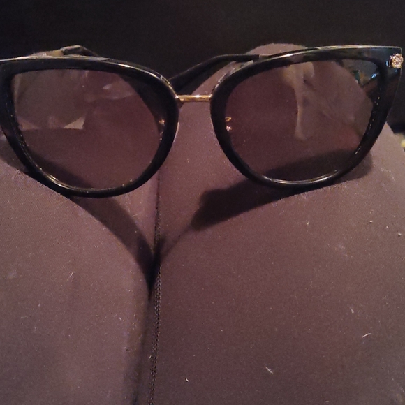 COACH HC8276 Women's Sunglasses - Picture 4 of 4